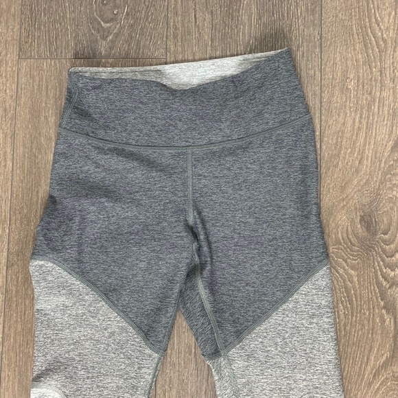 Outdoor Voices Springs 7/8 Leggings High rise Waist Colorblock Grey Size XS - Picture 10 of 14